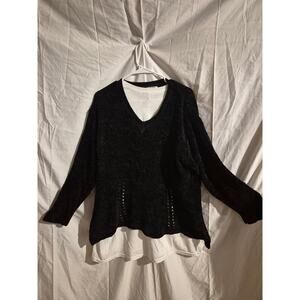 All Points Women's Black Long Sleeve Sweater Size L.